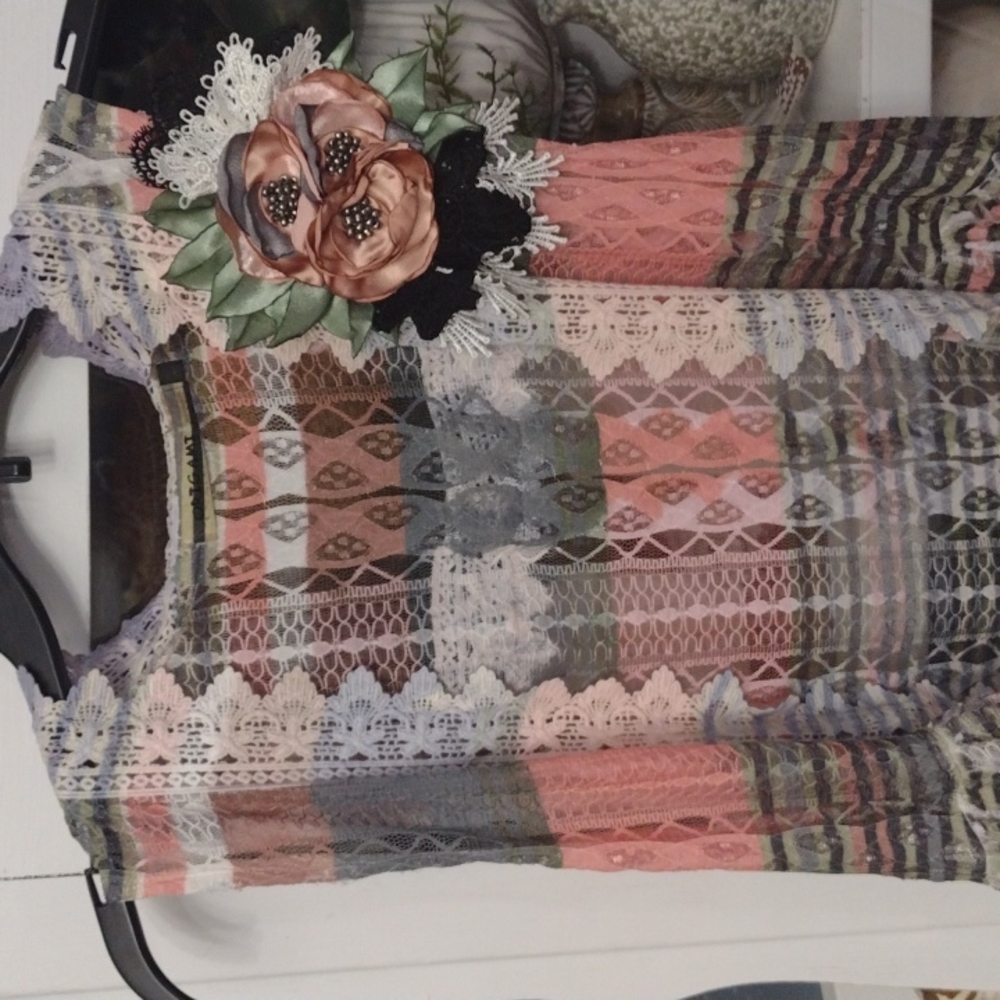 Lace Vest + pin flower